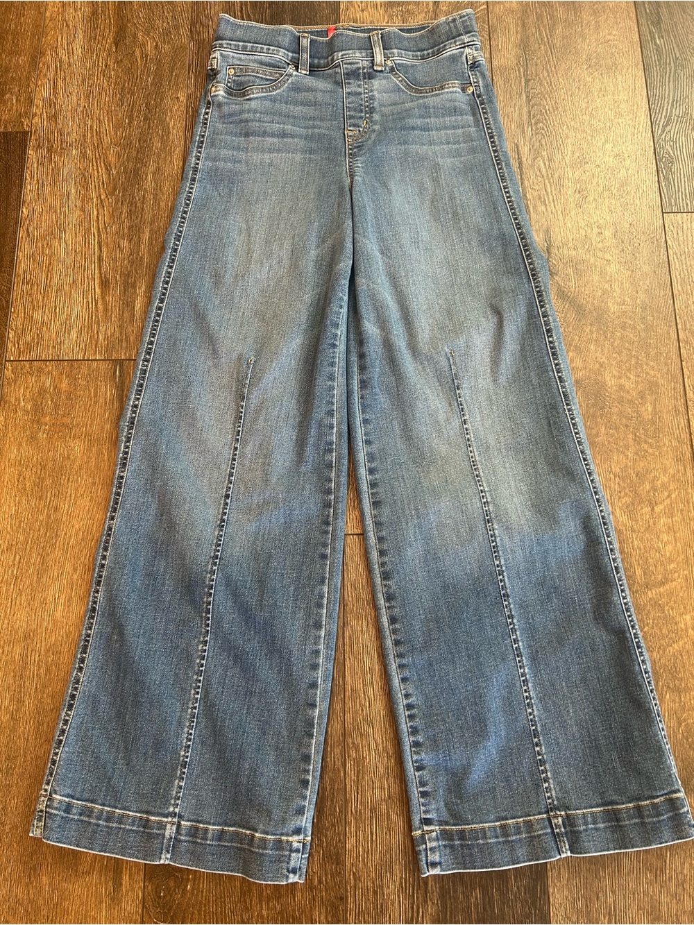 Spanx Seamed Front, Wide Leg Jeans Light Indigo, Pull-On, High Rise Jeans PS